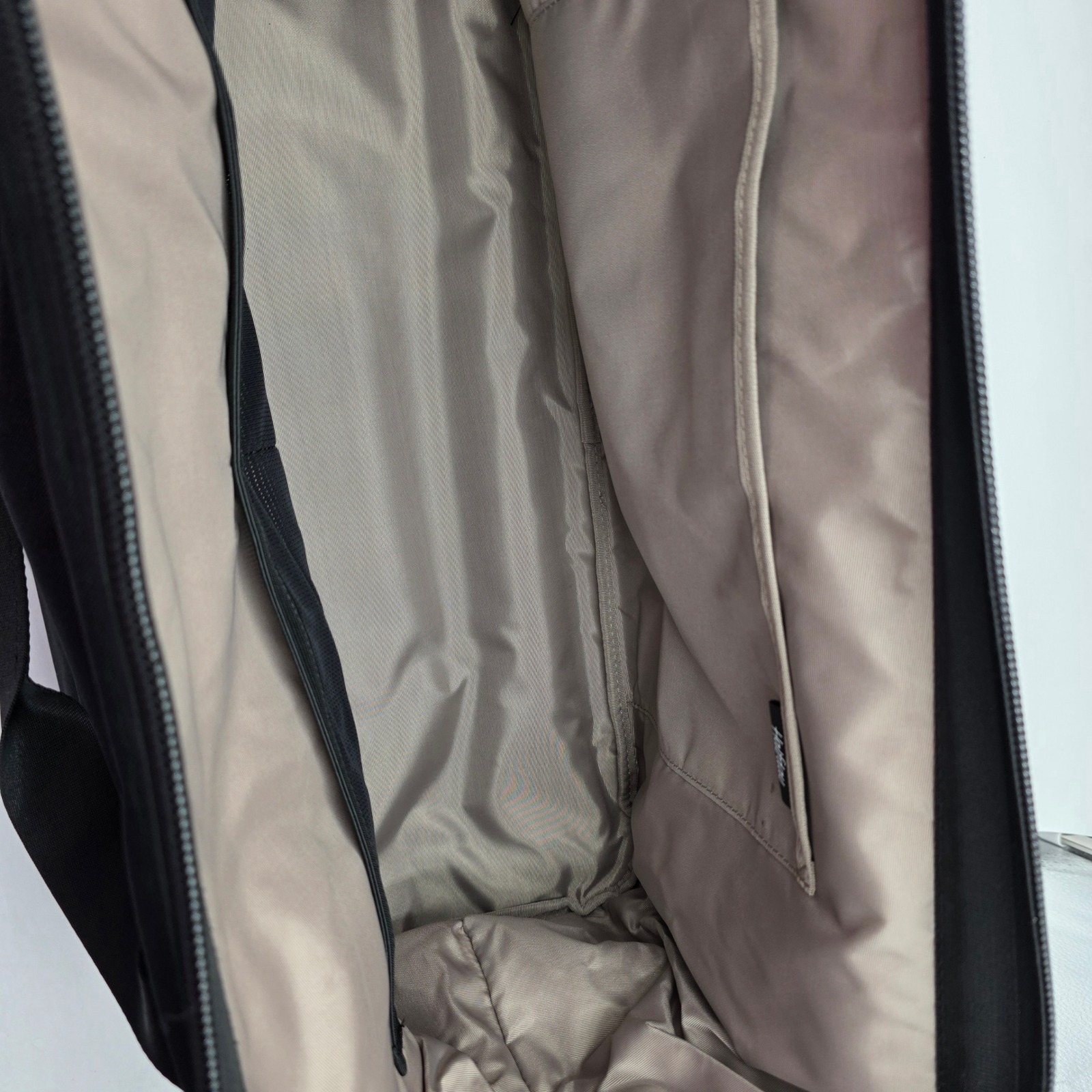Halfday The Double Decker Weekender Bag Black Travel Duffel Shoe Compartment Nwt — image 7 of 8
